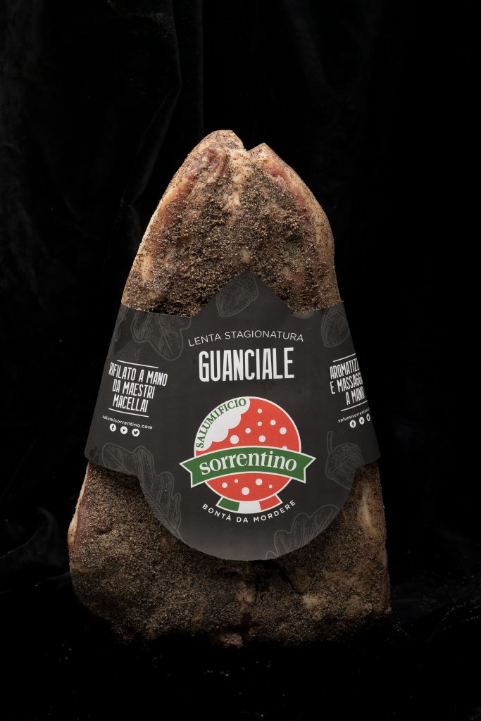 Acquista il nostro guanciale al pepe, clicca e accedi al nostro shop online!